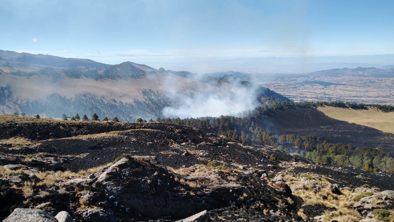 #Controlaron un incendio que consumió alrededor de 80 hectáreas en las faldas del Iztaccíhuatl