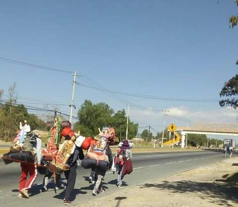 Brinda Protección Civil Texcoco acompañamiento a peregrinos de Veracruz, Puebla y Tlaxcala