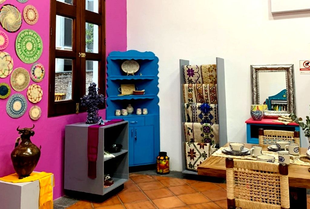 El IIFAEM inaugura tienda de artesanías CASART en casa del constituyente