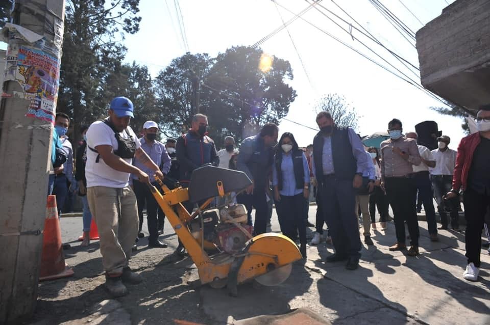 OPERAGUA inicia trabajos de reparación de fugas de agua en Avenida Adolfo López Mateos