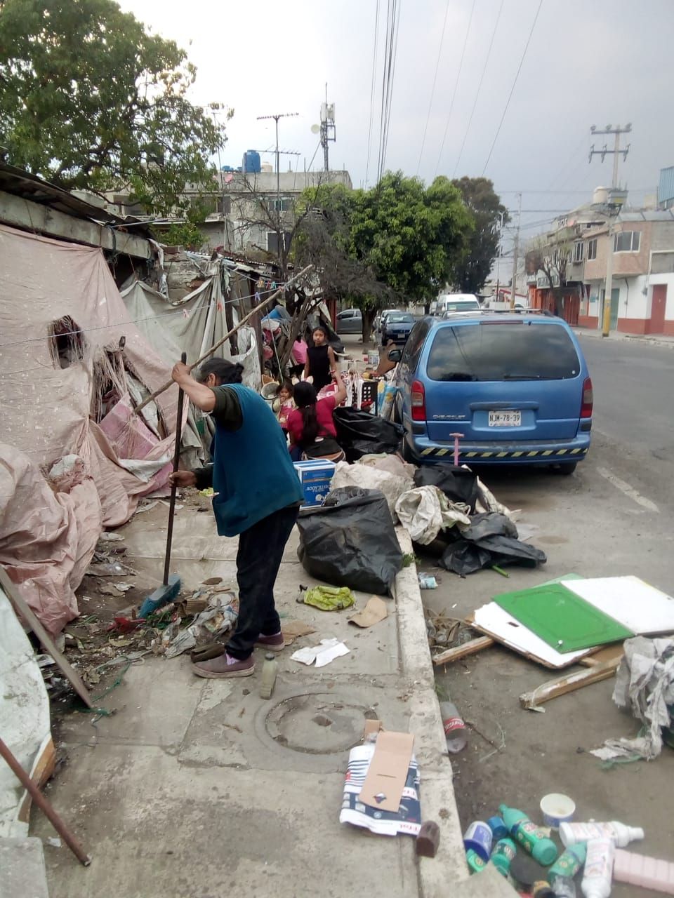 Policías Municipales recuperan movilidad de dos calles en Texcoco