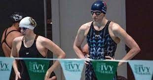 Nadadora transgénero impone récord; compañeras pedían excluirla del campeonato