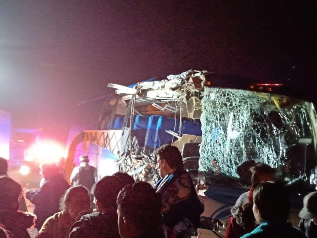 Accidente de un autobús turistico: al menos tres muertos confirmados