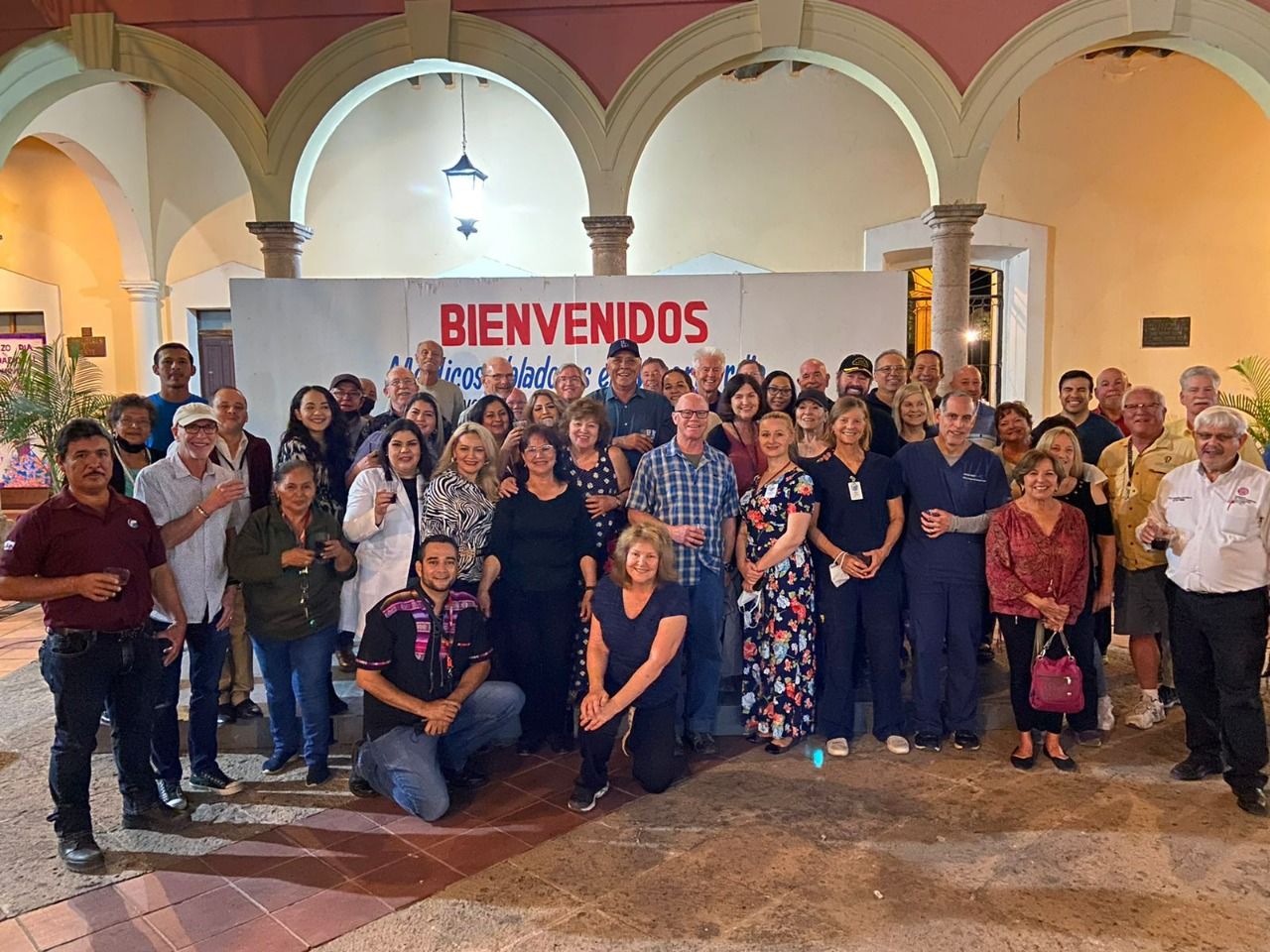 Ayuntamiento de El Fuerte recibe con acto de bienvenida a médicos voladores 