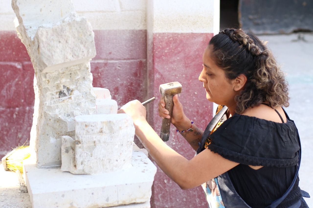 Mujeres de #Chimalhuacán heredan la #escultura en piedra: a dejado de ser #exclusivo de los hombres 
