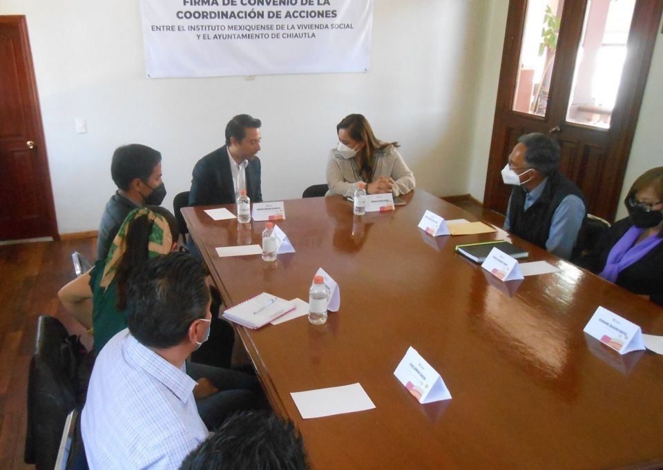 Cuerpo Edilicio de Chiautla atestigua firma convenio colaborativo de  acciones con IMEVIS