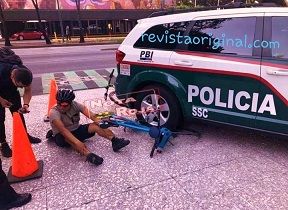 unidad de la Policía Bancaria atropello a ciclista 