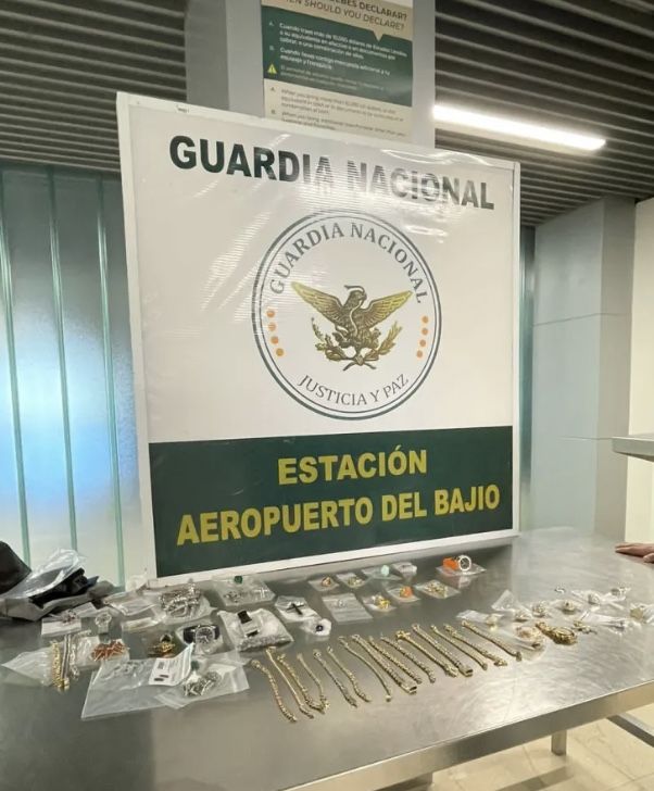 Decomisan joyas con un valor de más de 40 millones de pesos en aeropuerto de Guanajuato 