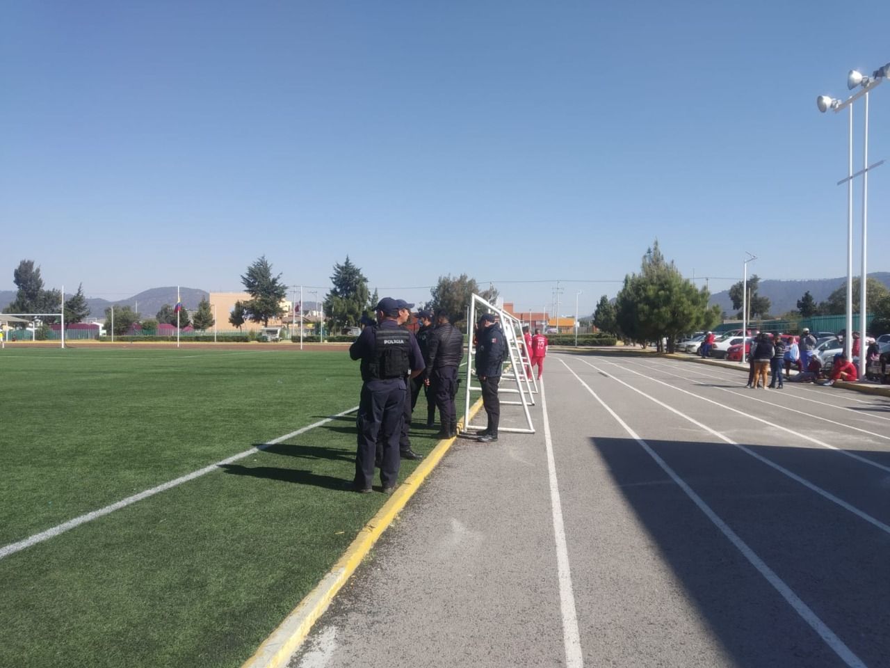 #Para evitar violencia suspenden juegos en el Deportivo Municipal de Amecameca p