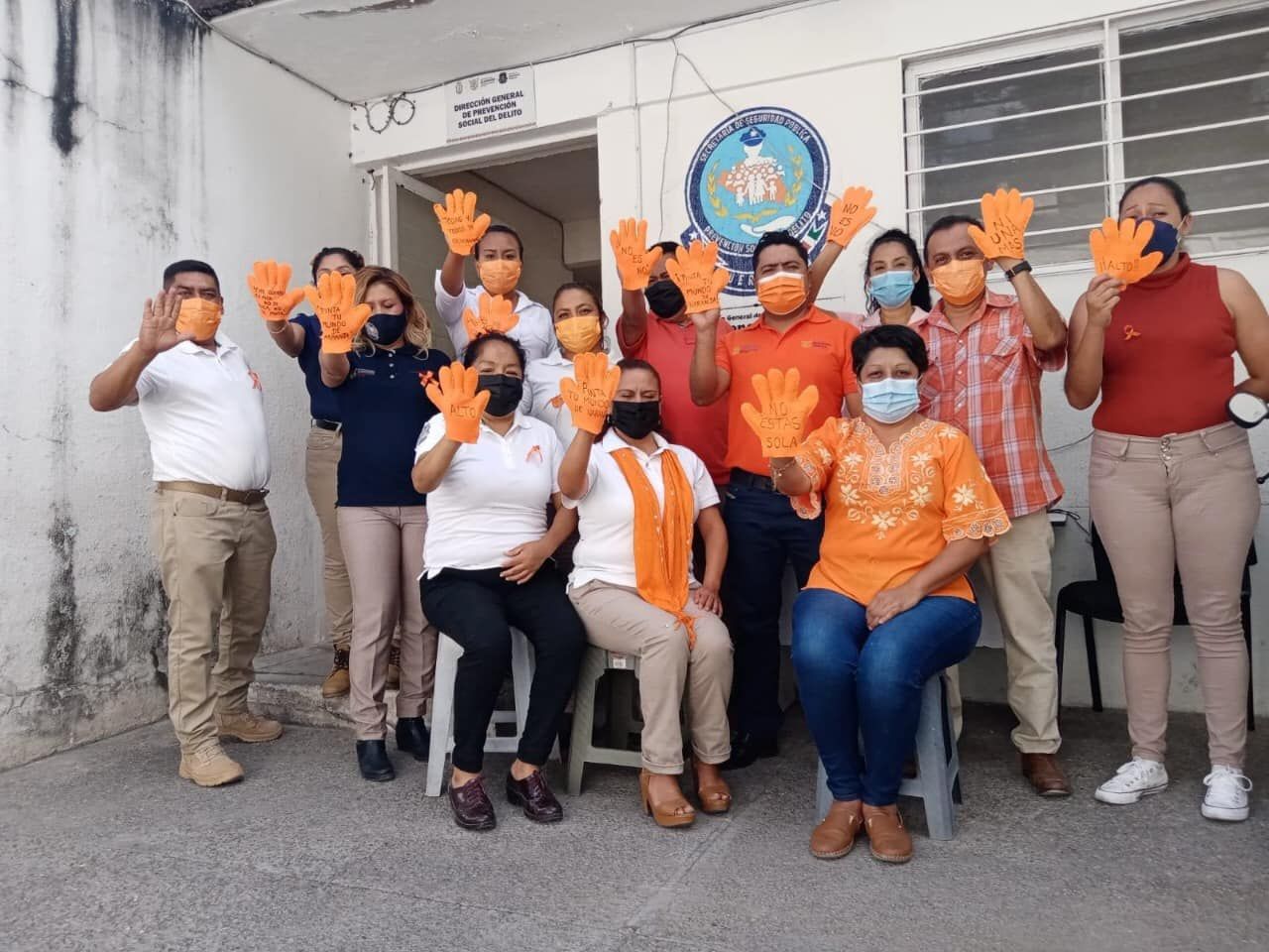 
Realiza prevención del delito de la SSP Guerrero acciones en materia de género por el Día naranja