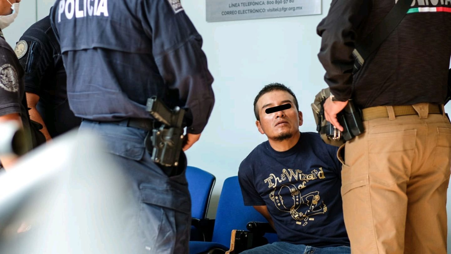 Policía de Ecatepec lo detiene por el feminicidio de su pareja