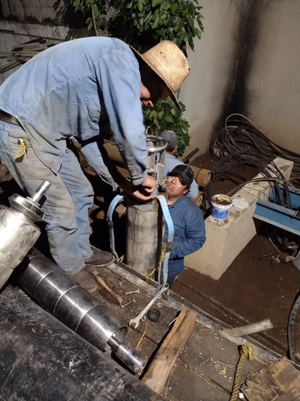 En Ixtapaluca el cambio en el sistema de bombeo del
Pozo Jiménez Cantu, beneficia a familias del ’Teponaxtle’.
