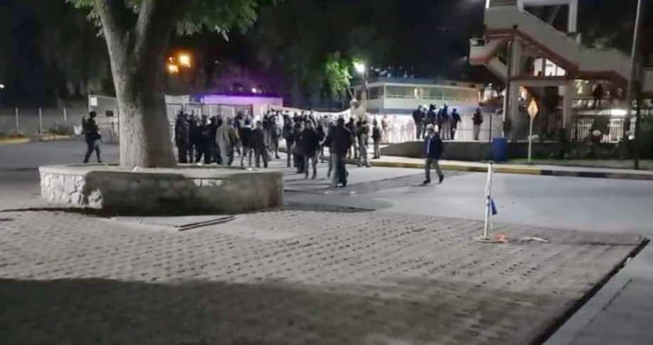 Confirma SSPC, grupo que provocó disturbios en Cruz Azul eran del Estado de México 