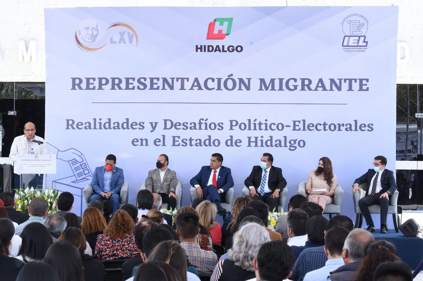 Migrantes de Hidalgo apoyan la creación del diputado local y regidor migrante