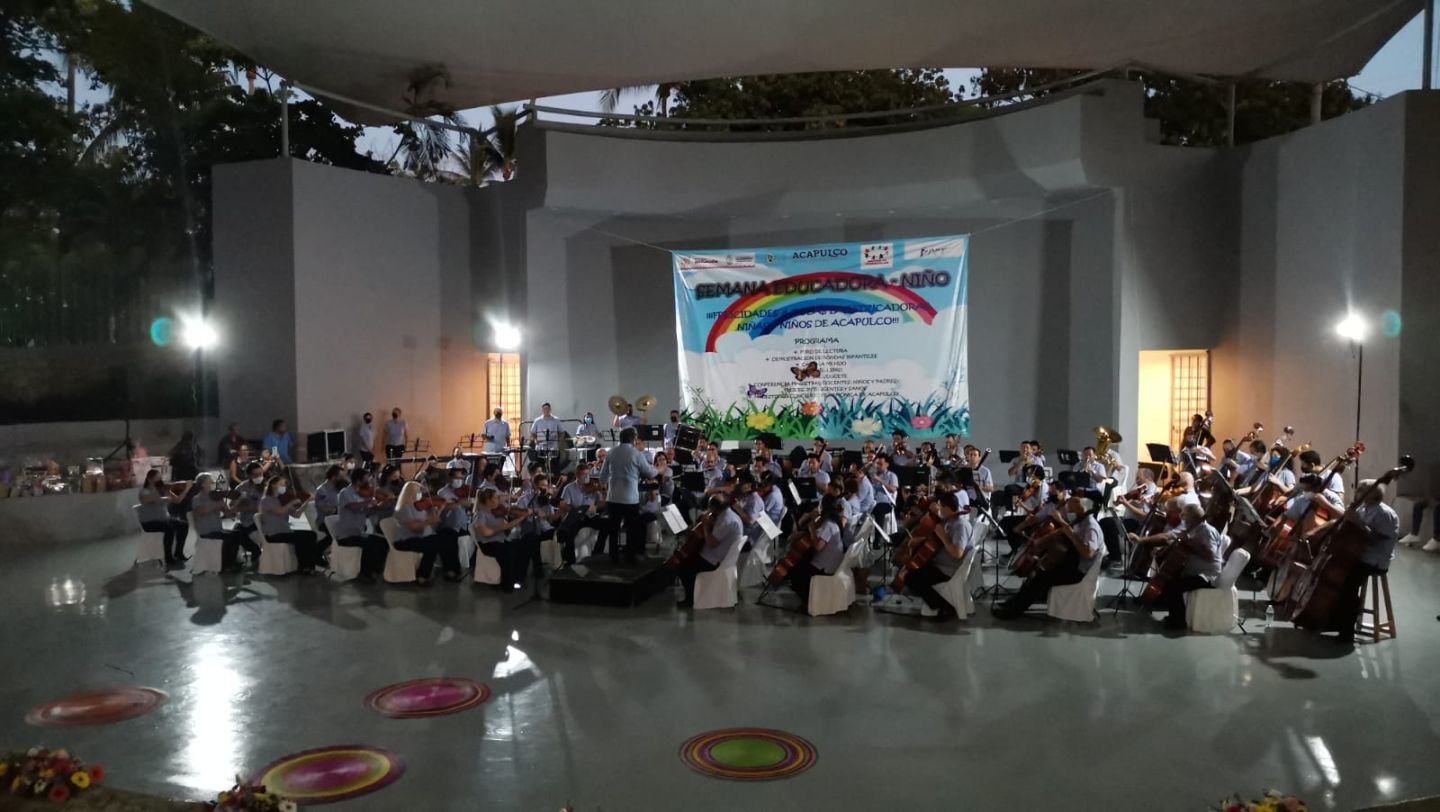 Con un concierto didáctico de la OFA celebra el Gobierno del Estado a Educadoras y Educadores de Acapulco

