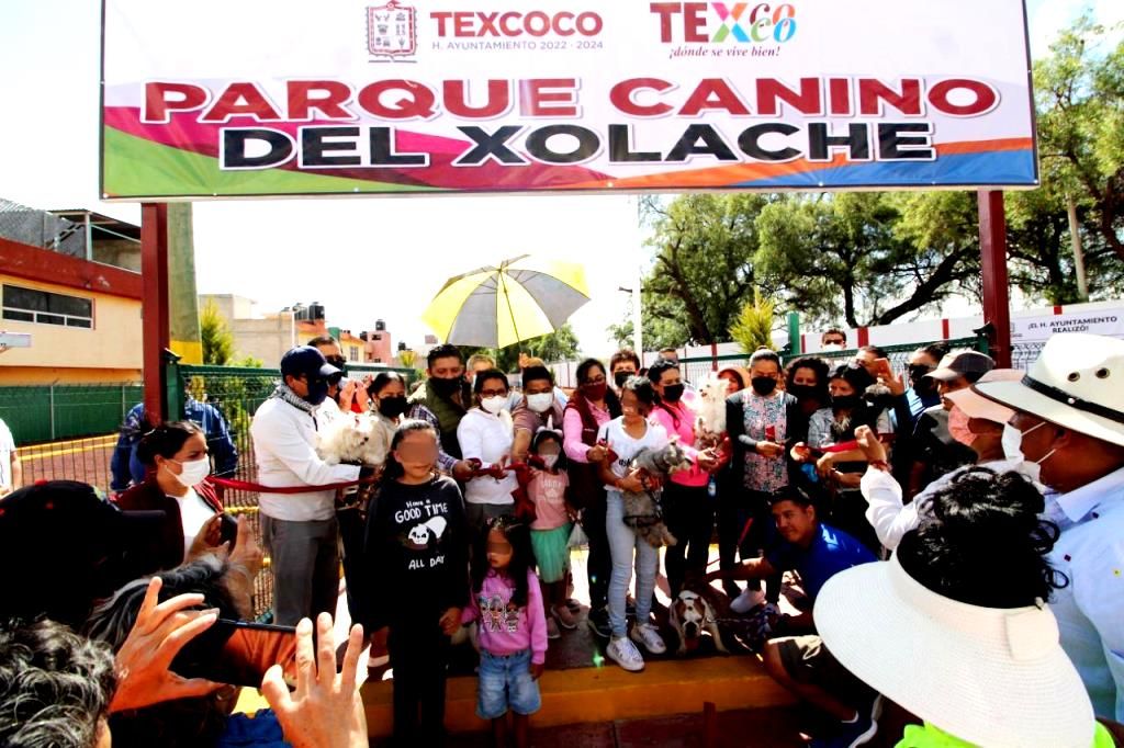 Inauguran en Texcoco el primer parque temático para canes