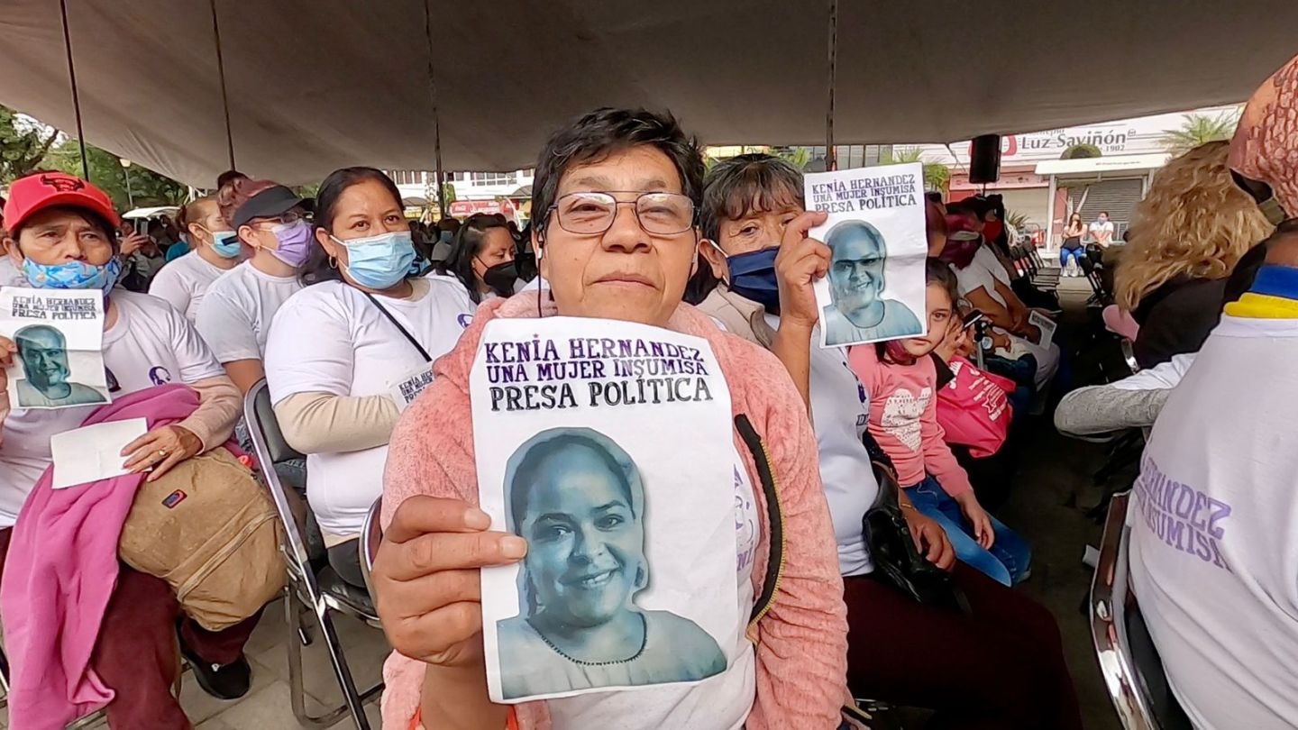 #Mujeres de Ecatepec exigen la liberación de la activista Kenia Hernández