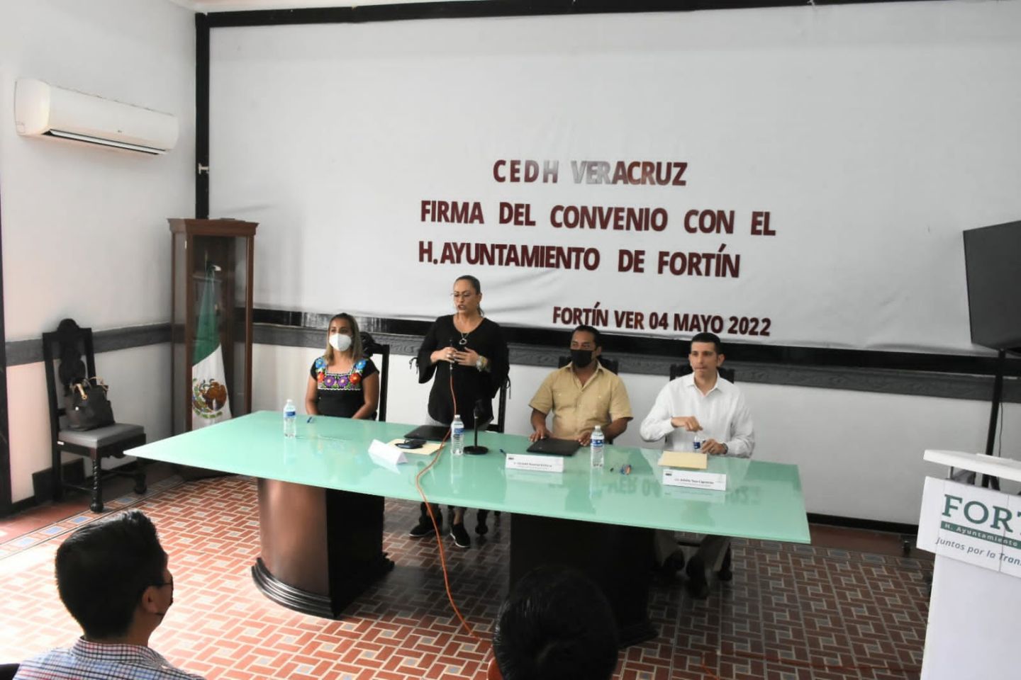 Firma convenio H. Ayuntamiento de Fortín con Comisión de Derechos Humanos 