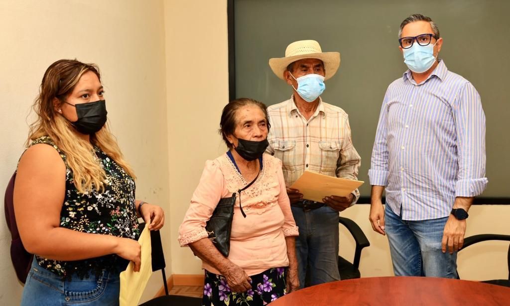 Se solidariza la gobernadora Evelyn Salgado Pineda con la familia de escasos recursos que perdió su vivienda por incendio en Chilpancingo