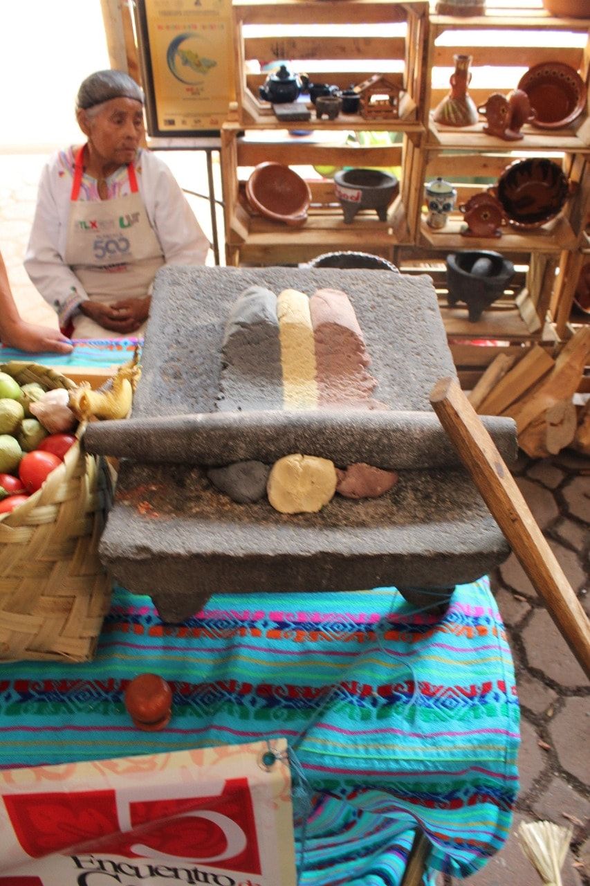 Elaboran Instrumentos Artesanales de cocina en la entidad Mexiquense