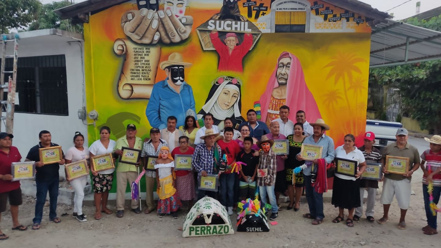 Reconocen en El Súchil a promotores culturales del municipio de Tecpan
