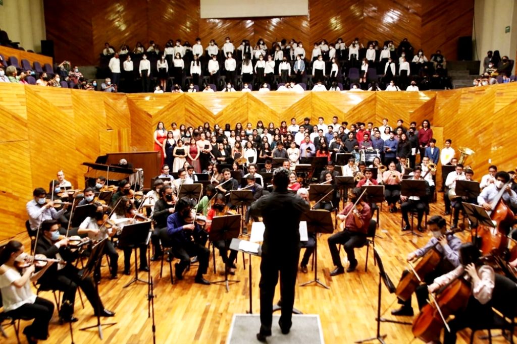 Coros y orquestas del COMEM dedican concierto a mamás mexiquenses