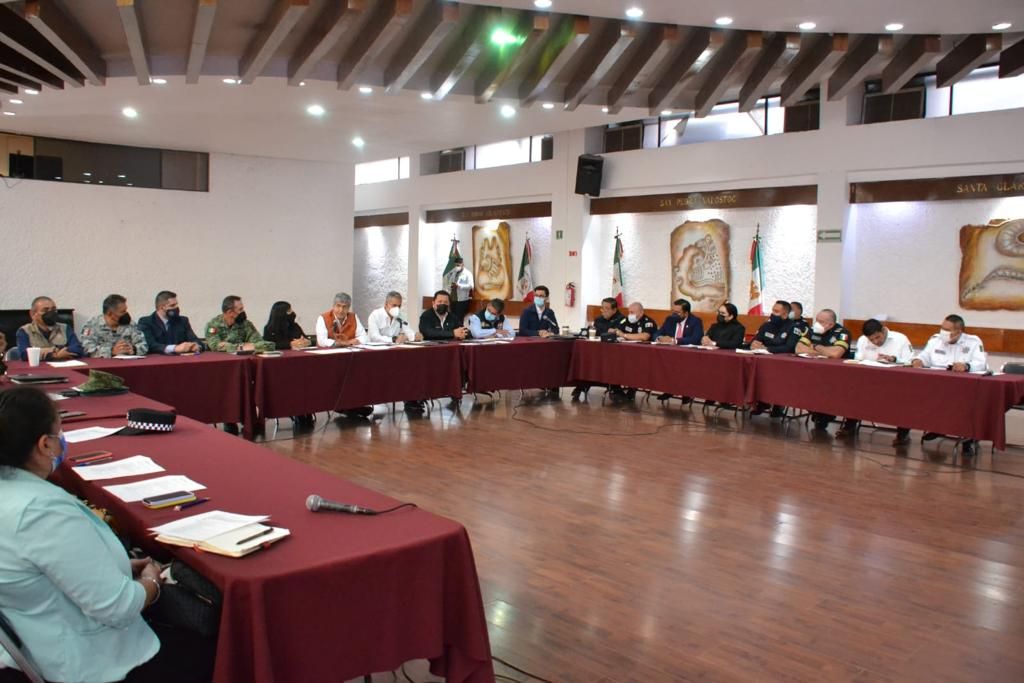 Gobierno de Ecatepec y #Edomex acuerdan reforzar #seguridad y trabajo de inteligencia para #combatir a la delincuencia #organizada 