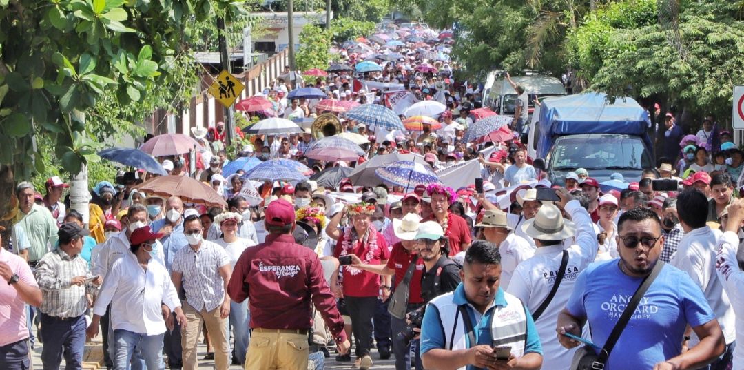 Más de 15 mil huastecos acompañan a Julio Menchaca en su camino a la gubernatura