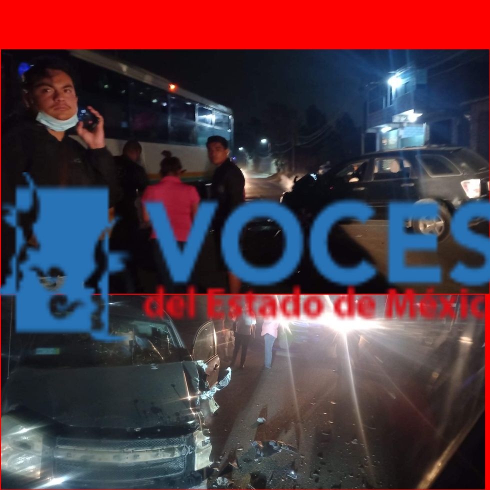 Camioneta choca contra micro-bus de Moctezuma en Tepetlaoxtoc:
causante dicen que iba alcoholizado y es regidor 
