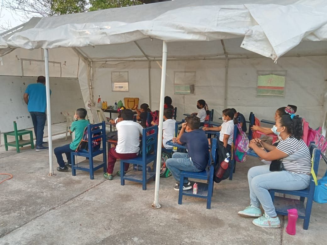 Piden reconstrucción de aulas escolares en El Súchil, municipio de Tecpan