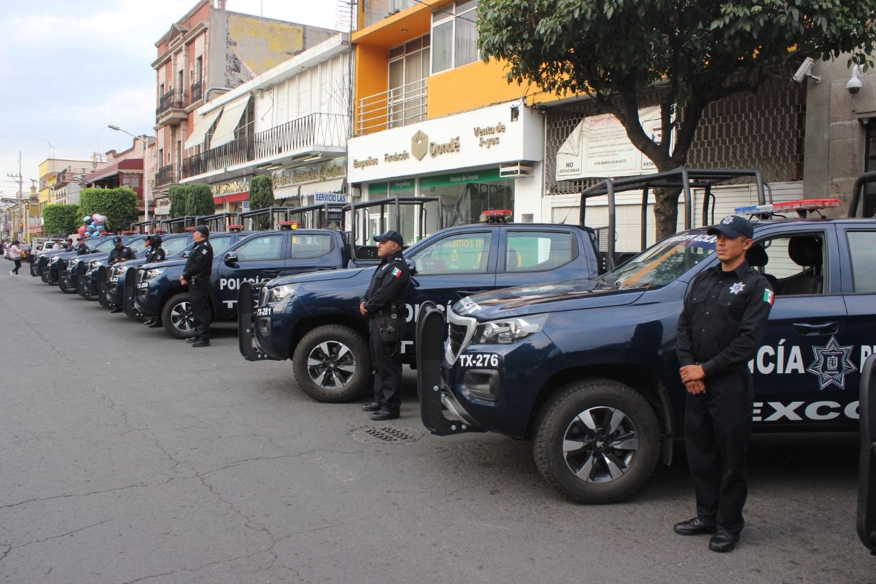 #Alcaldesa de Texcoco entregó patrullas nuevas para mejorar la seguridad