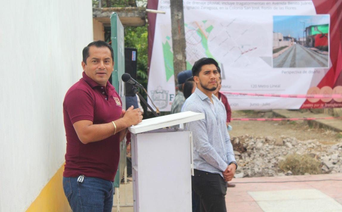 Inaugura alcalde primer obra pública en colonia San José