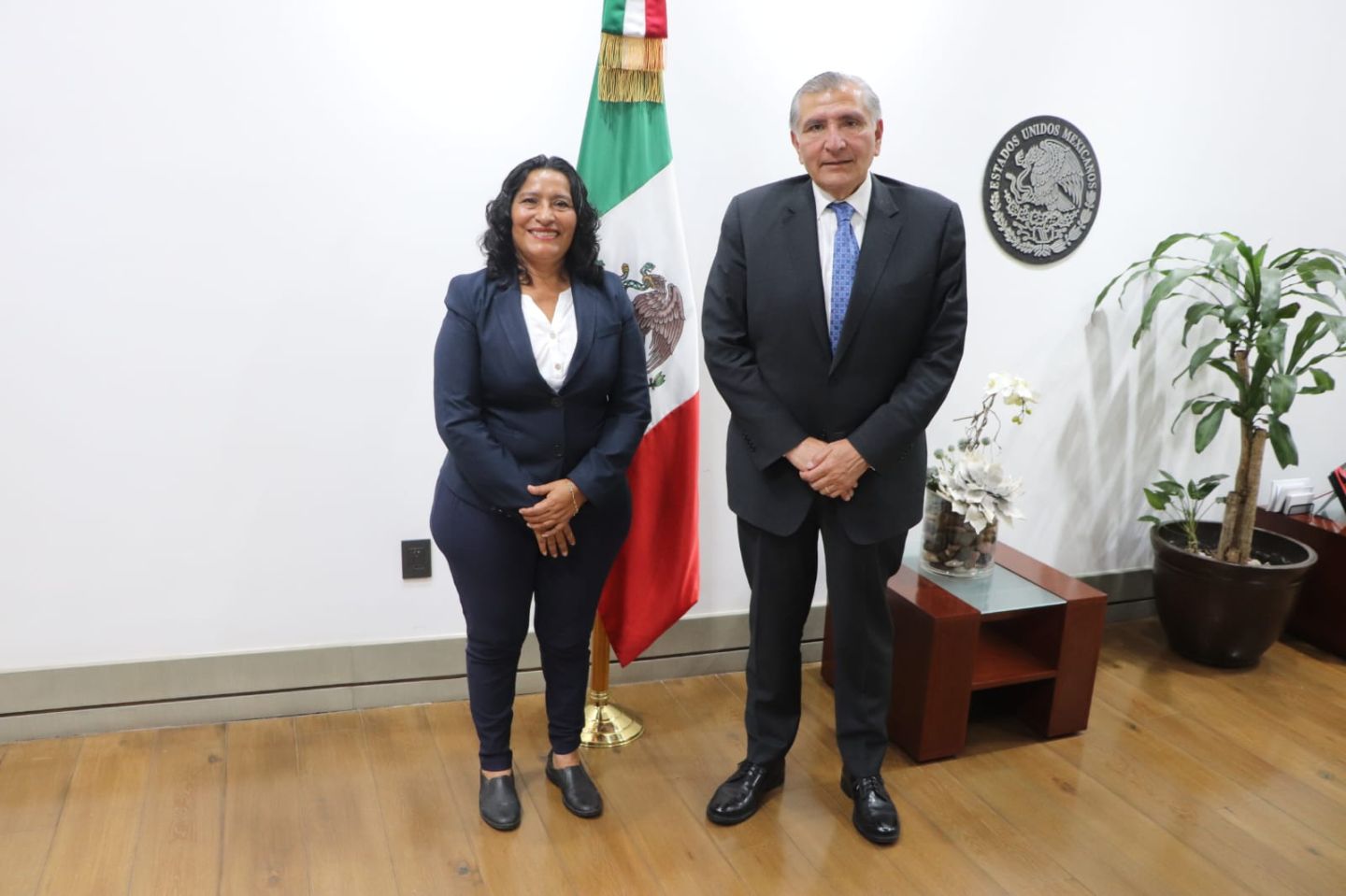Se reúne Abelina López con el secretario de Gobernación Federal