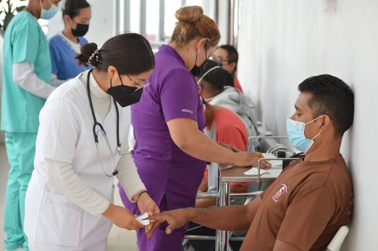 Gobierno de #Chimalhuacán brinda atención de salud a sus habitantes: #Xochitl Flores Jiménez  