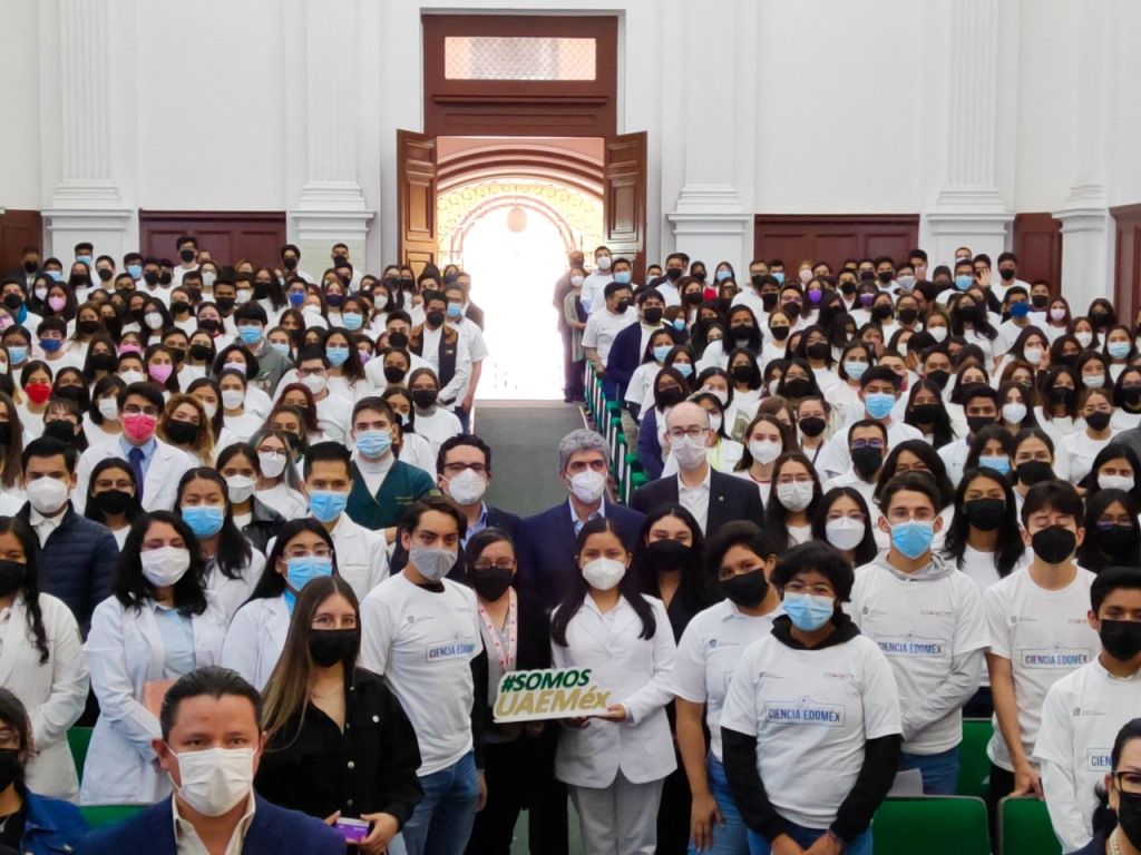 El Gobierno del Estado de México entrega ’Becas Ciencia Edoméx’ a jóvenes universitarios
