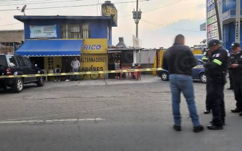 Una pareja hombre y mujer hasta ahorita desconocidos asesinan a dos mujeres en tiroteo en la Toluca-Palmillas 