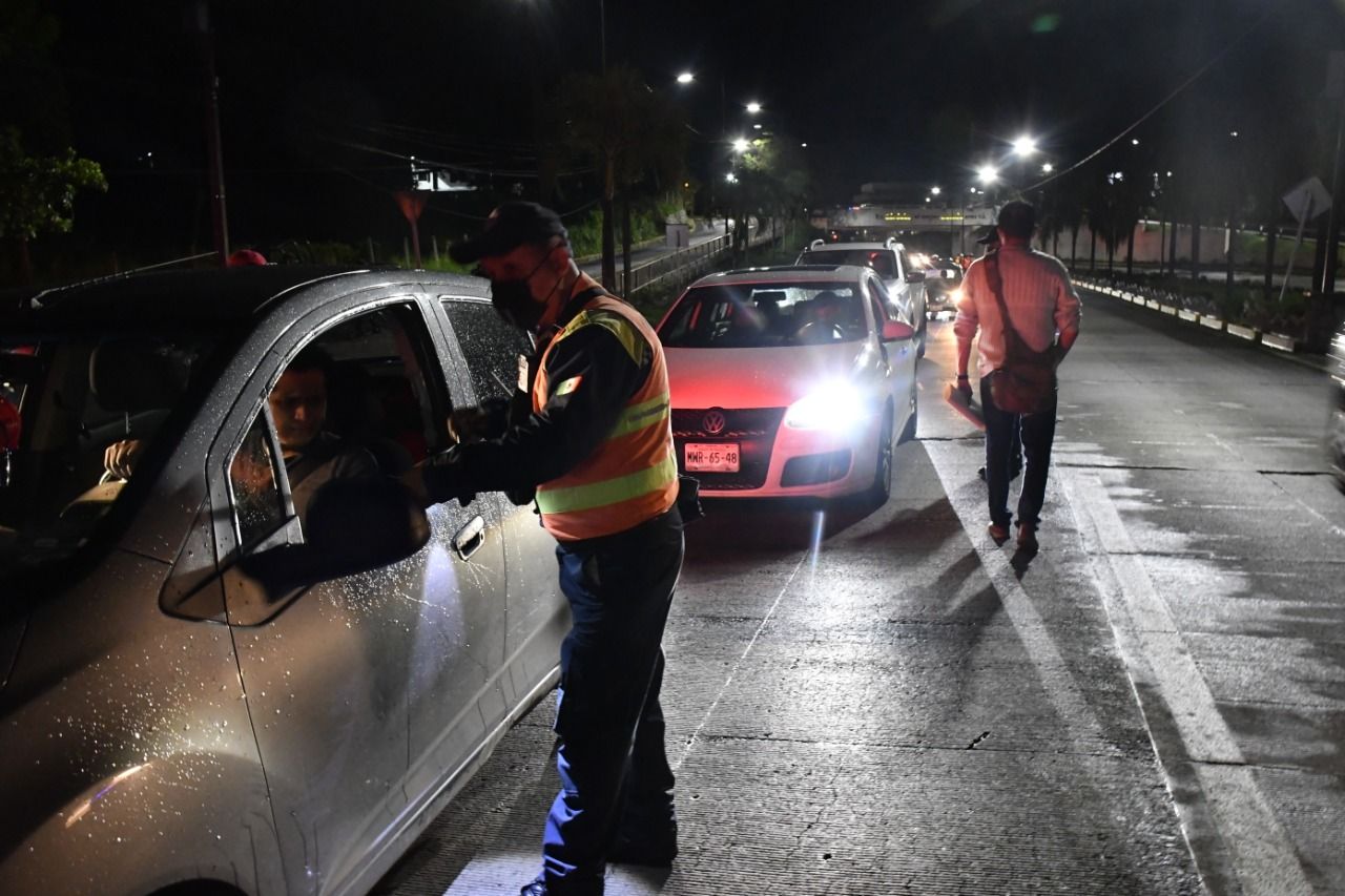 Realiza Tránsito Municipal operativo "Conduce Sin Alcohol" para reducir accidentes viales 