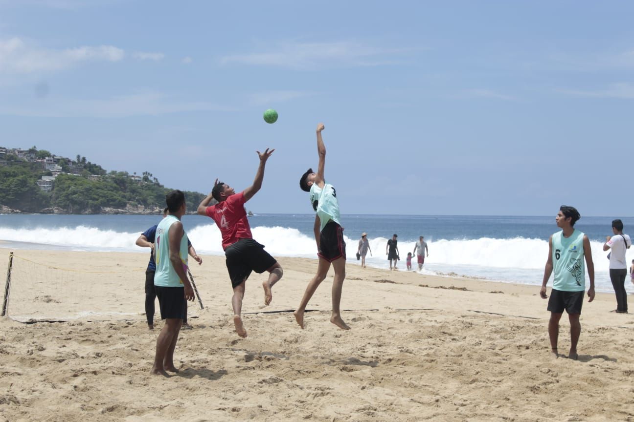 Actividades deportivas y recreativas visten el Acapulco "Pride Fest 2022" 