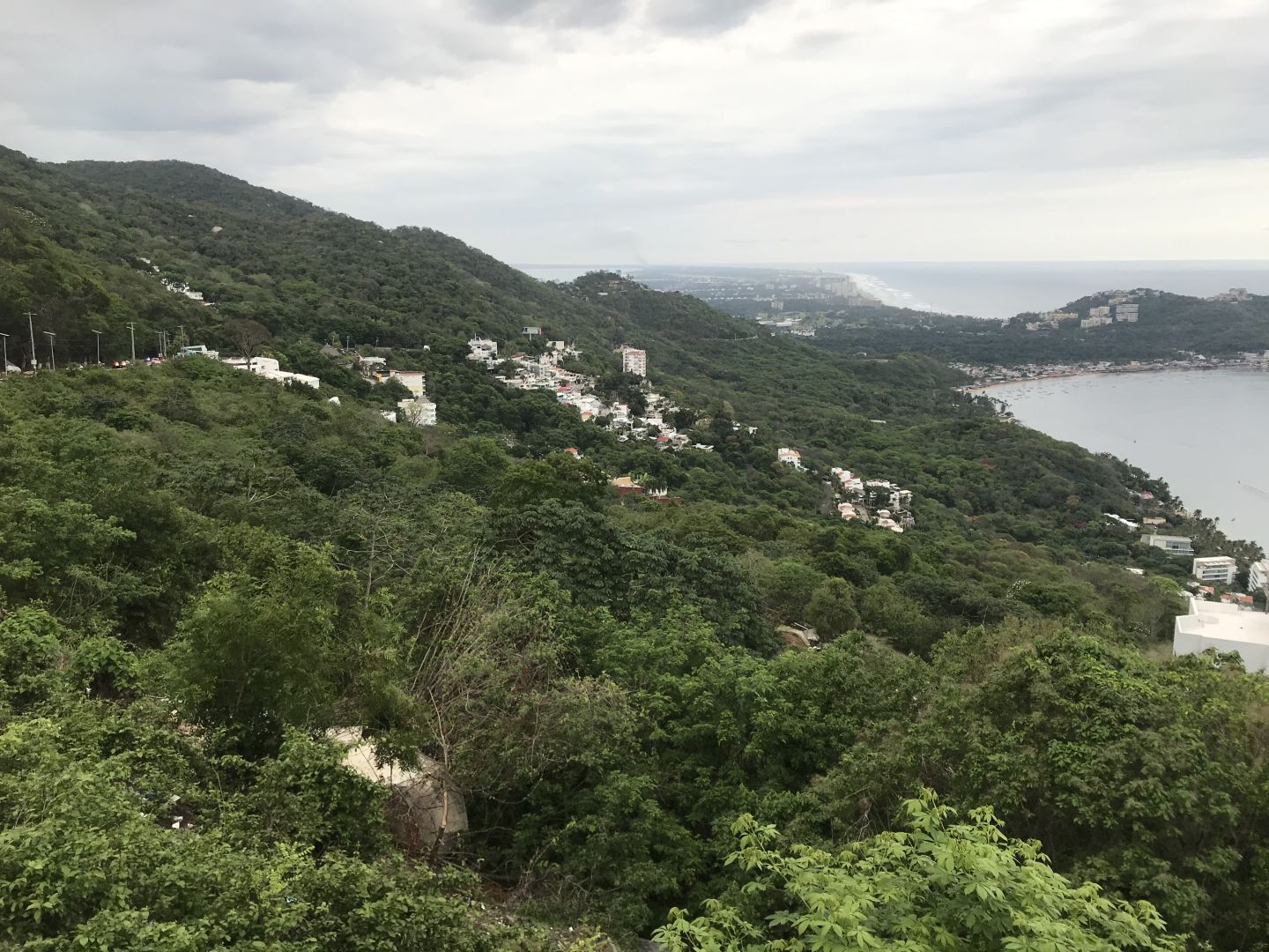 Depresión Tropical Dos-E; ocasionará lluvias torrenciales en Acapulco y Guerrero