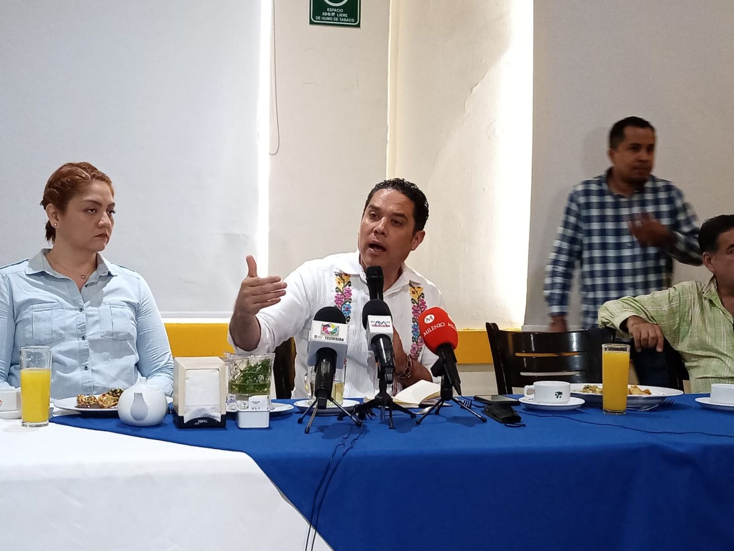 Es tiempo de renovar el PRD: Evodio Velázquez Aguirre