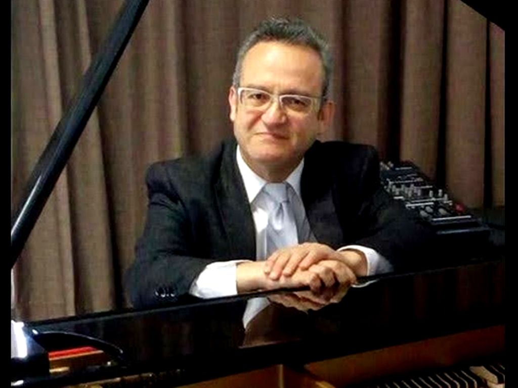Ofrecen recital de canto y piano en el Conservatorio de Música del Estado de México