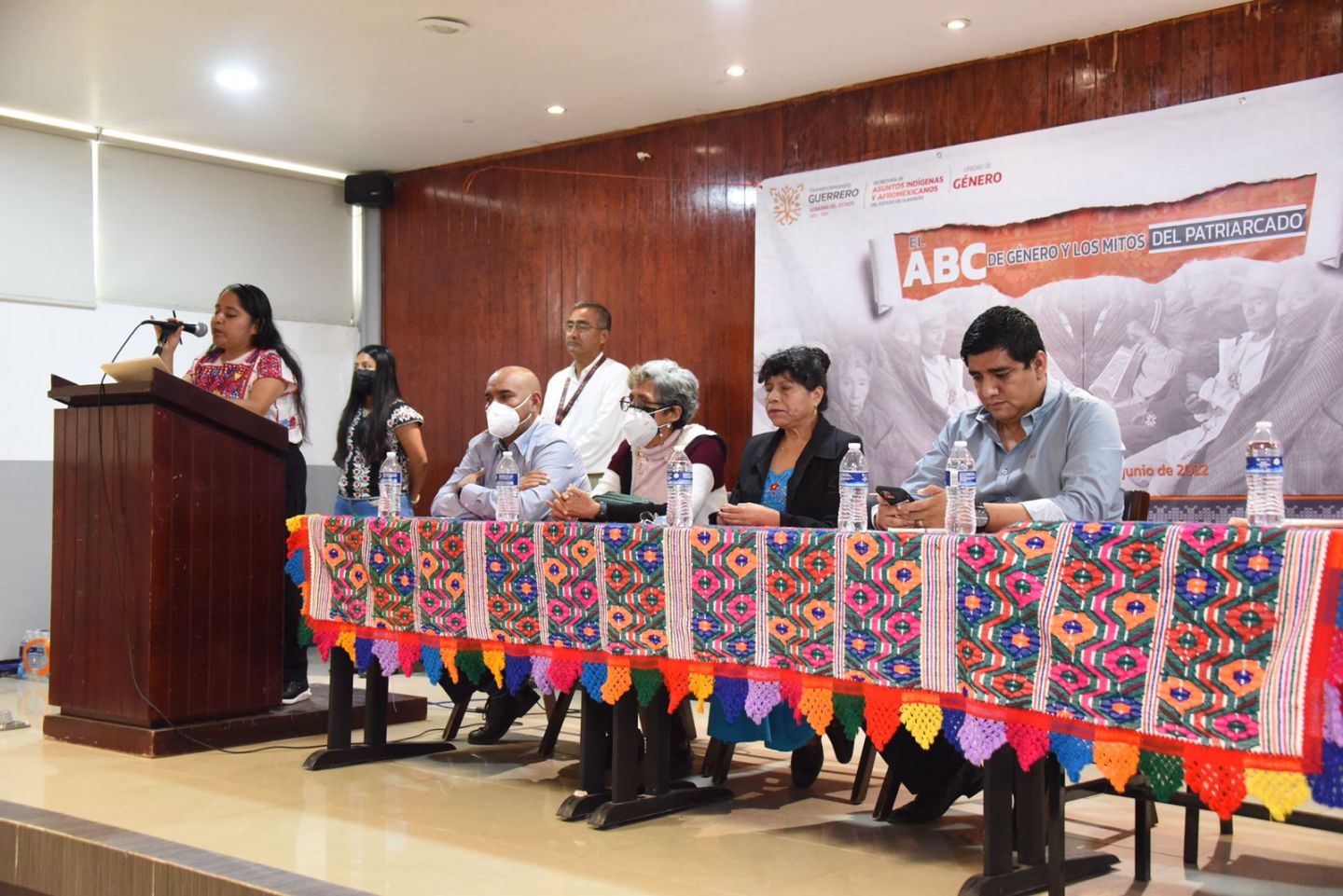 La SAIA y la UAGro organizaron la conferencia ’El ABC de género y los mitos del Patriarcado’
