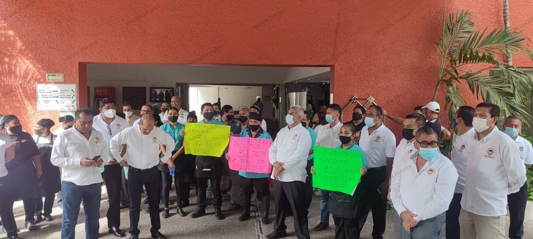 Protestan trabajadores del hotel Gamma Inn Ixtapa; no les han pagado utilidades