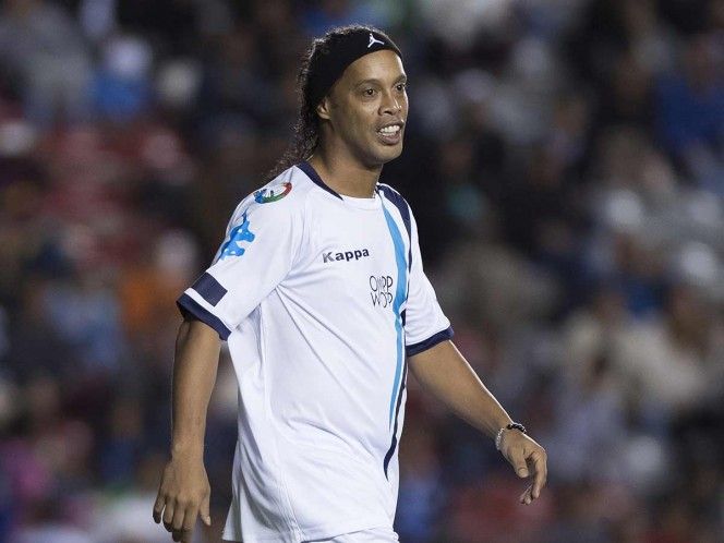 Confirman el regreso de Ronaldinho al futbol mexicano