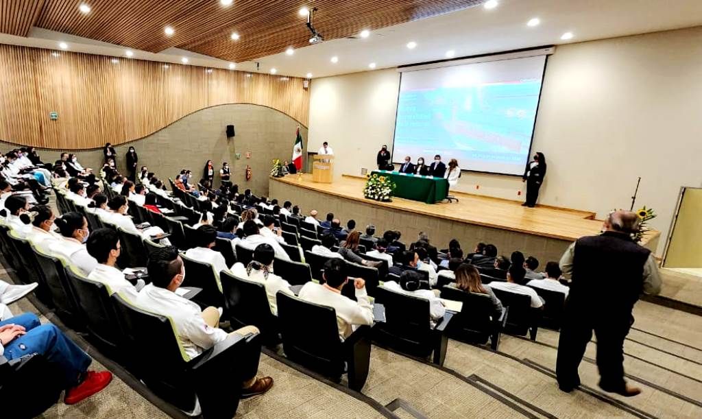 El ISSEMyM celebra octavas jornadas de aniversario del Hospital Regional Toluca