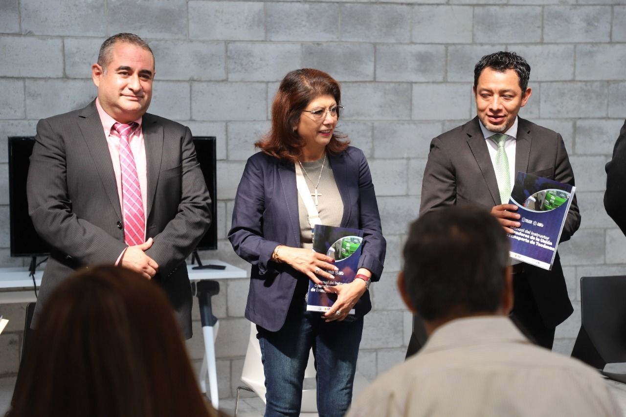 Inicia UAM y Gobierno Municipal cursos de capacitación a 3 mil chóferes de transporte en Tecámac 