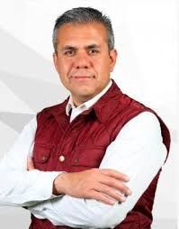 Fernando Vilchis busca candidatura a gobernador por MORENA