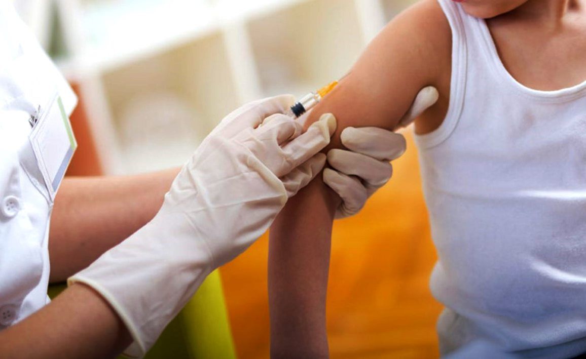 Anuncian vacunación para niñas y niños de 10 y 11 años en 44 municipios del Edoméx