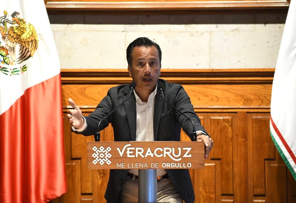 Gobernador reserva opinión sobre el ex fiscal de Veracruz