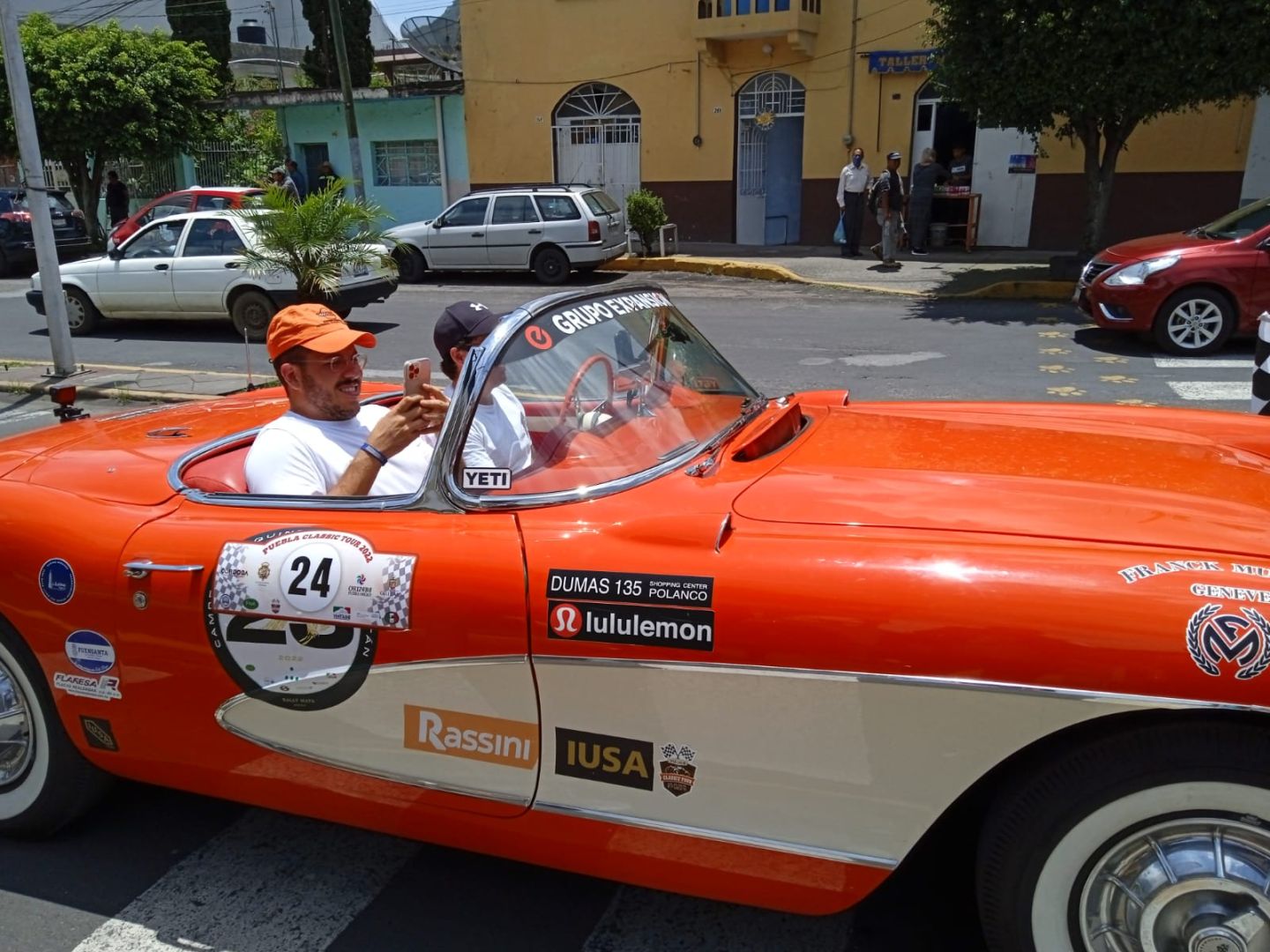 Autos clásicos visitan municipio de Nogales Veracruz